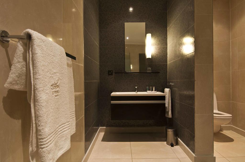 L'Eola Suites Αμπούζα Δωμάτιο φωτογραφία