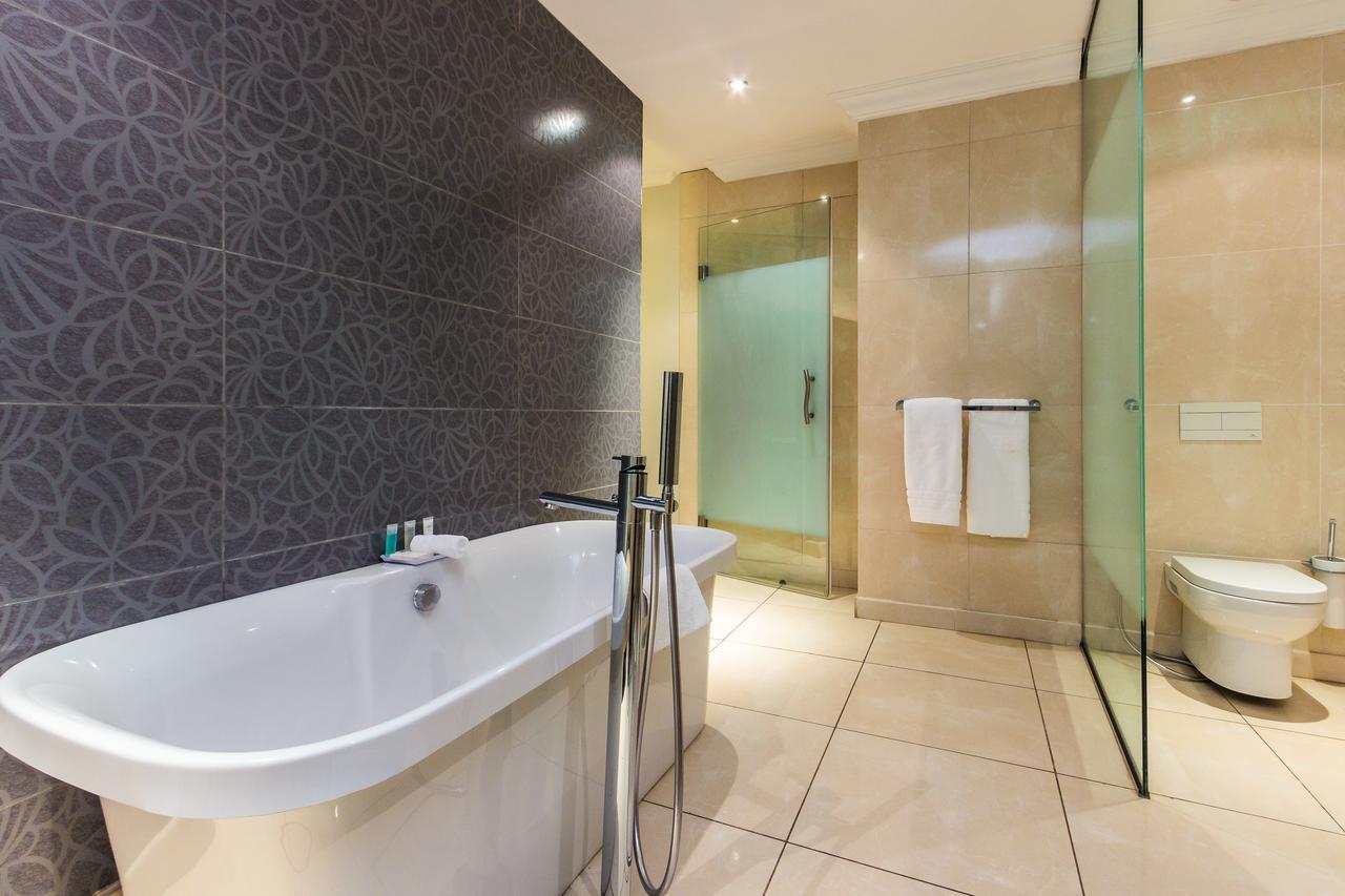 L'Eola Suites Αμπούζα Εξωτερικό φωτογραφία