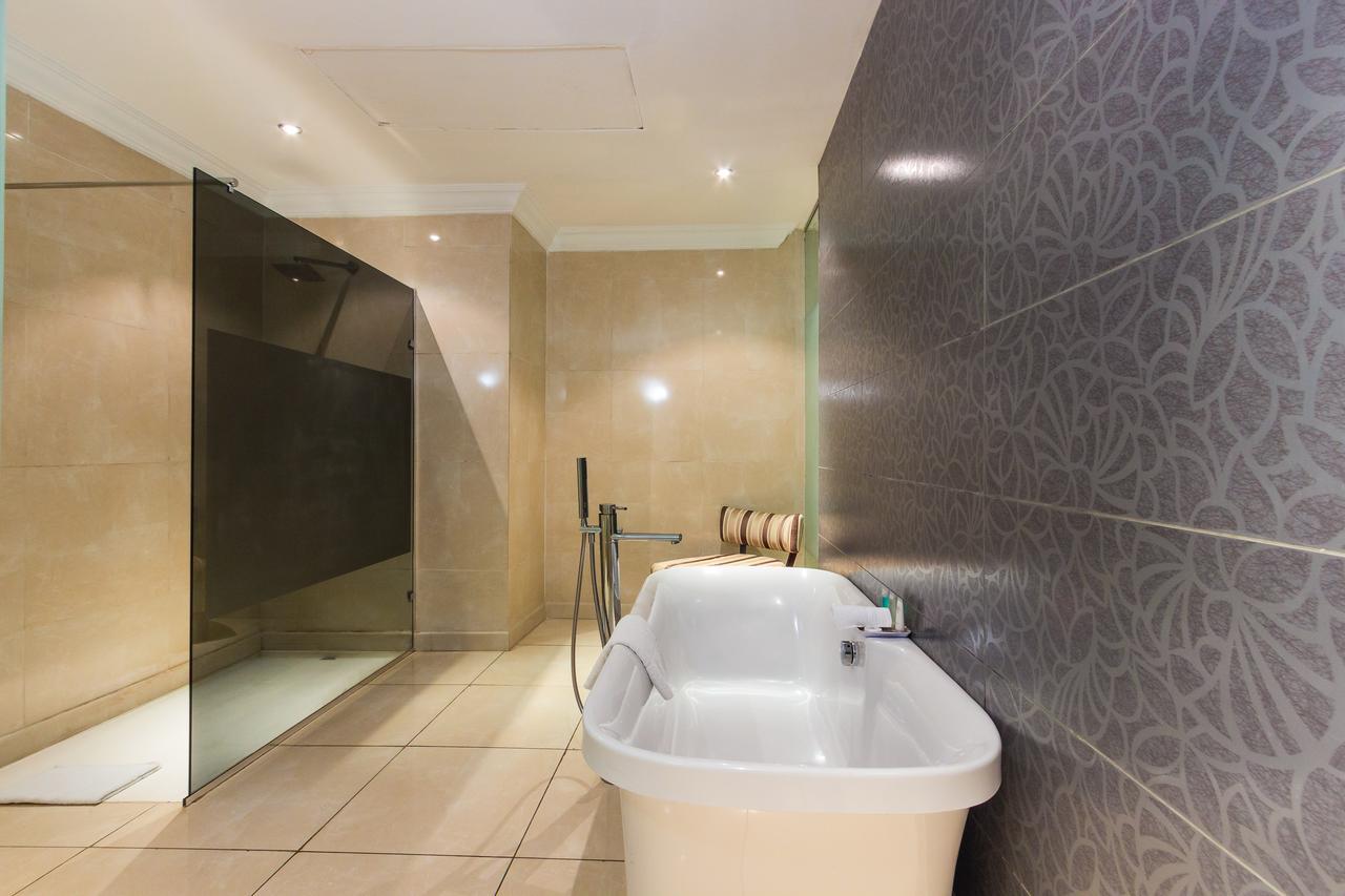 L'Eola Suites Αμπούζα Εξωτερικό φωτογραφία
