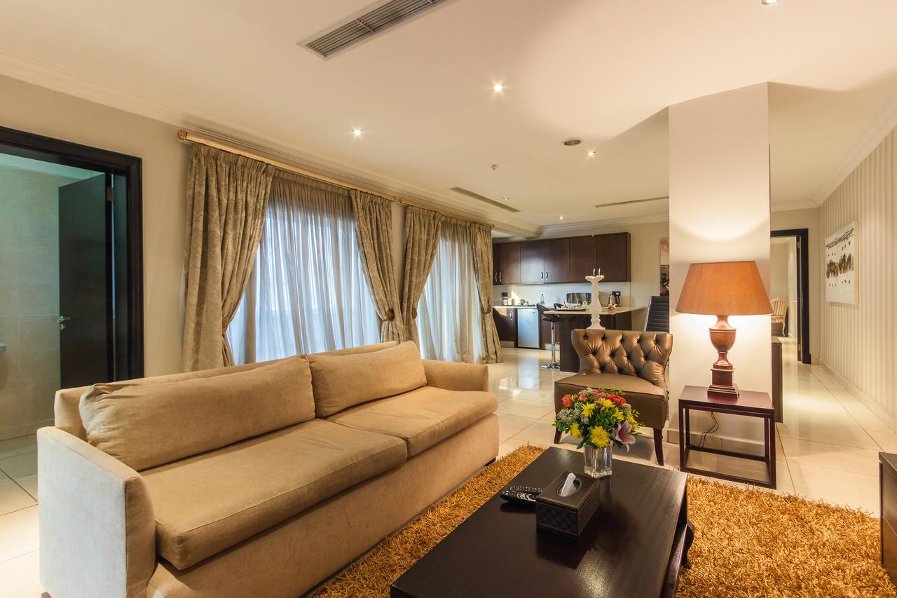 L'Eola Suites Αμπούζα Εξωτερικό φωτογραφία