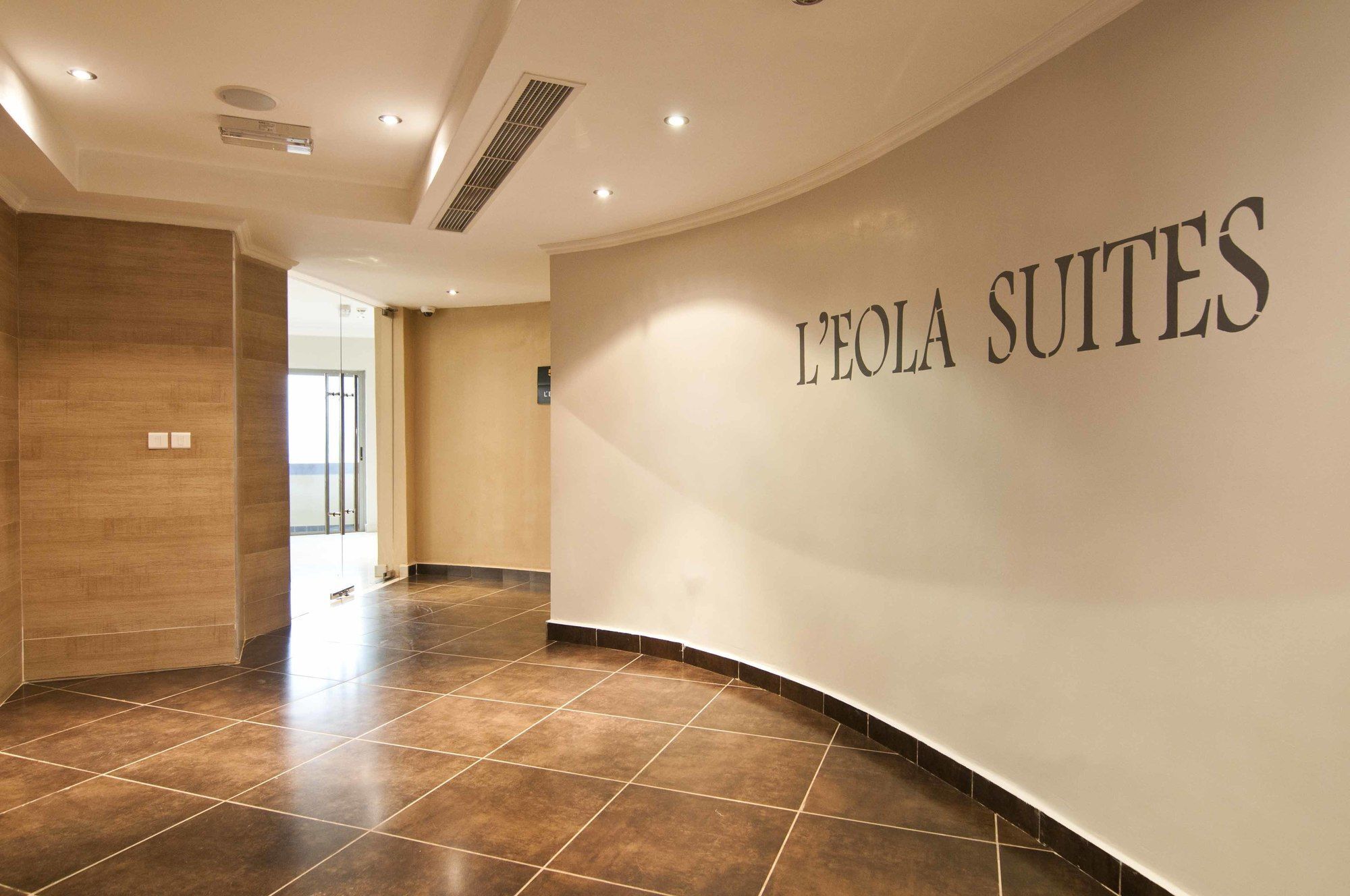 L'Eola Suites Αμπούζα Εξωτερικό φωτογραφία